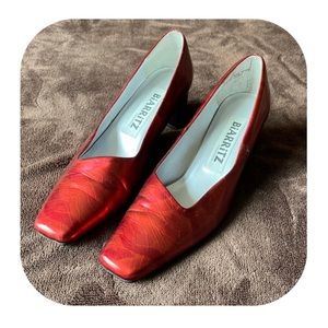 Vintage Biarritz size 9 red block heel pumps